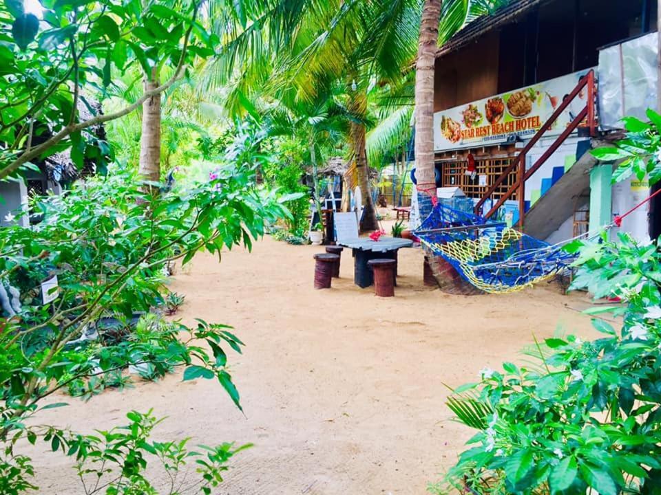 Star Rest Beach Hotel Arugam Bay Exterior photo